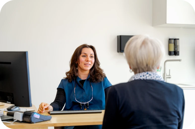 Consultation pour une greffe osseuse au cabinet du Robec