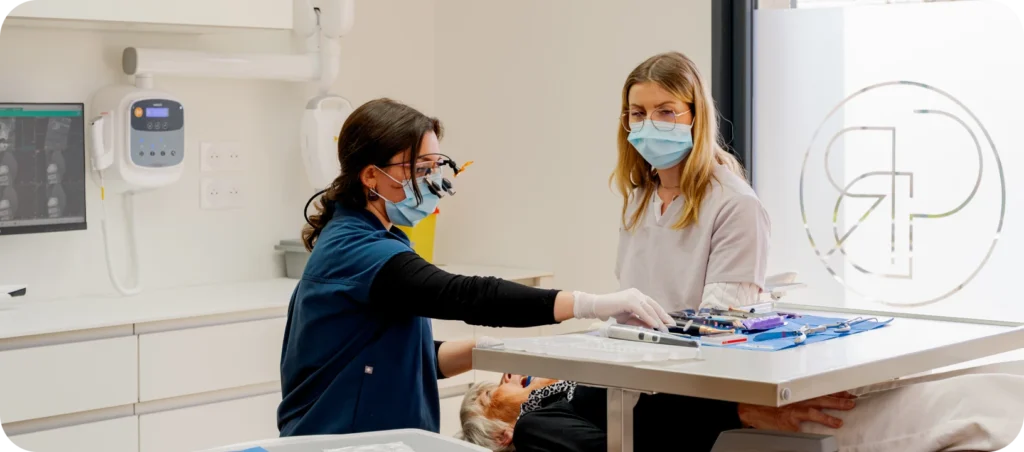 Déroulement d'un traitement endodontique pour canaux minéralisés au cabinet du Robec
